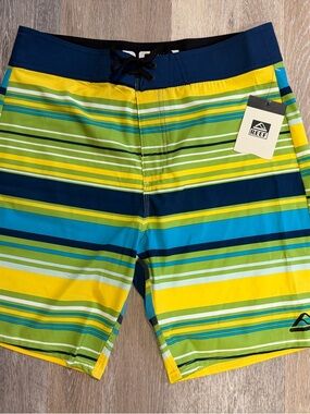 NEW REEF men's sharpe board short in striped blue green Sz 31
